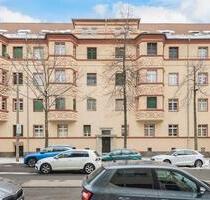 Komfortable 4-Zimmer-Wohnung mit Loggia & Stellplatz VON PRIVAT - Kitzingen
