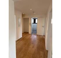 Frisch sanierte 4.5 Zi Wohnung mit Garten – Familie willkommen! - Gelnhausen