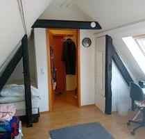 Zimmer in einer 3er wg - 450,00&nbsp;EUR Kaltmiete, ca.&nbsp; 12,00&nbsp;m&sup2; in Köln (PLZ: 51107) Kalk