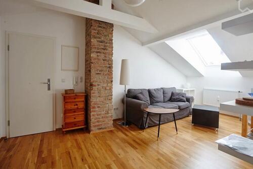 Foto - Ab sofort: 2 Zi - möbliert - urbaner Rückzugsort in FFM - Oberrad