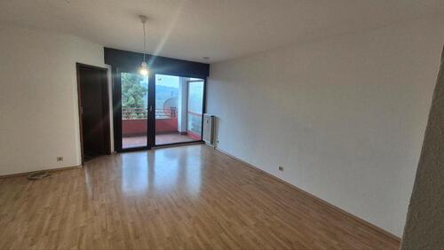 Foto - Schöne 2 ZKB in Schwalbach zu Vermieten