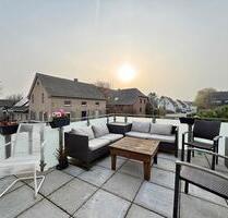 Maisonette-WOHNUNG mit Dachterrasse zu vermieten – KLEVE-Keeken