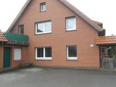 Foto - Ländlich gelegene Wohnung in abgeschlossenem Hausteil mit separatem Eingang, 2 Etagen, 2 Bäder, Garage, Carport, Garten und Gartenpavillon