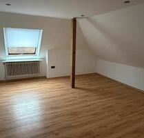 Oberwohnung in Utarp - 880,00&nbsp;EUR Kaltmiete, ca.&nbsp; 90,00&nbsp;m&sup2; in Westerholt (PLZ: 26556)