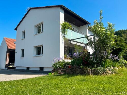 Foto - Einfamilienhaus auf zwei Etagen (frei ab 06.26)