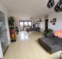 3-Zimmer Dachgeschosswohnung in Vöhringen – hell & ohne Makler