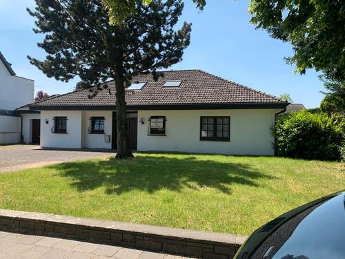 Foto - Einfamilienhaus in Korschenbroich zum Kaufen