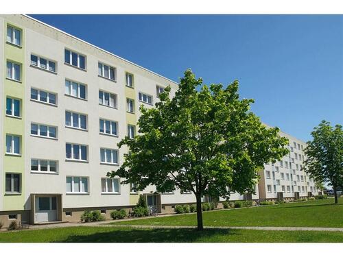 Foto - Frisch sanierte 2 Raum Wohnung mit Balkon!