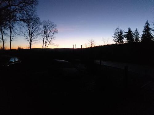 Foto - 7800 qm Wald-Grundstück mit 2 Gebäuden