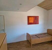 Wg Zimmer ca 15m² - 400,00&nbsp;EUR Kaltmiete, ca.&nbsp; 85,00&nbsp;m&sup2; in Waldburg (PLZ: 88289)