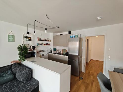 Foto - Möblierte 3-Zimmer-Wohnung, 85 m², Balkon & TG, WG-geeignet