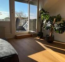 Helle 2-Zimmer-Dachgeschosswohnung (3. Obergeschoss) in Wersten - Düsseldorf Stadtbezirk 9