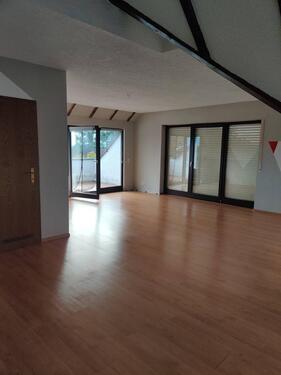 Foto - Großzügige 3-Zimmer-Wohnung mit Kellerabstellraum in Hain-Gründau