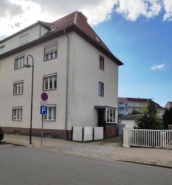Foto - Freundliche 2,5-Zimmer-Altbauwohnung in zentraler Lage