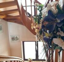 Anwesen inkl. 2-Zi.-Einliegerwohnung & 3 Garagen - Großhabersdorf