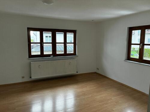Foto - Freundliche 4 Zi.-Wohnung, Küche, Bad