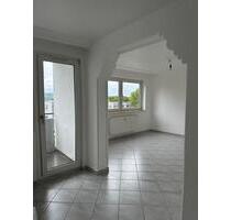 Helle Wohnung - 600,00&nbsp;EUR Kaltmiete, ca.&nbsp; 83,00&nbsp;m&sup2; in Detmold (PLZ: 32758) Hakedahl
