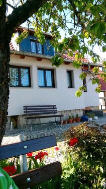 Foto - Freistehendes Einfamilienhaus mit Garten