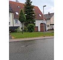 Großes Haus mit zwei Garagen - 250.000,00&nbsp;EUR Kaufpreis, ca.&nbsp; 330,00&nbsp;m&sup2; in Deilingen (PLZ: 78586)