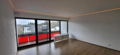 Foto - Schönes Apartment in ruhiger Lage mit großem Balkon u. Fernblick