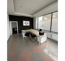 Ladenlokal mit vielseitiger Nutzungsmöglichkeit in Zentrumsnähe von Osnabrück Ladenlokal mit vielseitiger Nutzungsmöglichkeit in Zentrumsnähe von Osnabrück