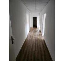 3 Zi-Whg, Wohnküche, 2 Sz, Bad, Abstell - Hardegsen