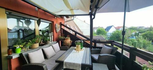 Foto - Schöne Wohnung, Balkon mit Blick ins Grüne, 3.5 Zi, 1.OG, Tageslichtbad, Keller, NR, o. Haustiere