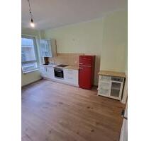 Helle renovierte 1,5 Zimmer Wohnung mit Einbauküche - Wuppertal Elberfeld