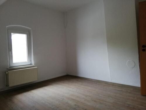 Foto - 3 ZKB Oberwohnung gegenüber Lidl HeisfelderStr.