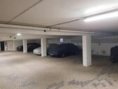 Foto - Stellplatz Tiefgarage Oldtimer Parkplatz Mühlenbergzentrum