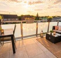 Ihr neues Zuhause: Moderne Dachgeschosswohnung mit Balkon & Komfort - Neukirchen-Vluyn