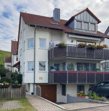 Foto - Sonnige 3 Zimmer Dachgeschosswohnung in Weinstadt von Privat