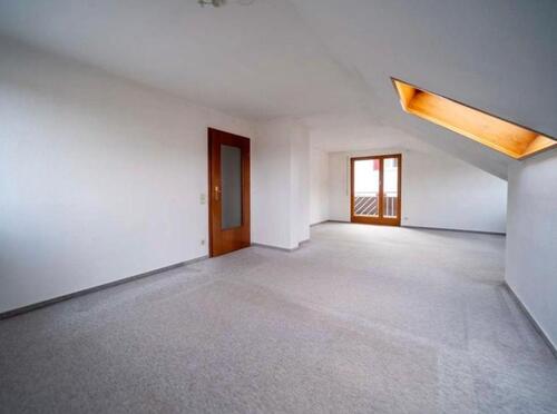 Foto - 3 Zimmer Dachgeschoßwohnung in Weinstadt