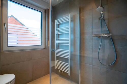 Foto - DG-Wohnung mit EBK, Garage und Gartenanteil