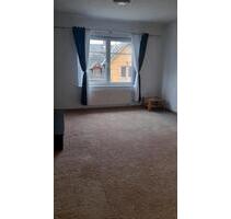 Schöne 3 Zimmer Wohnung - 500,00 EUR Kaltmiete, ca.  109,00 m² in Rosenthal am Rennsteig (PLZ: 07366)