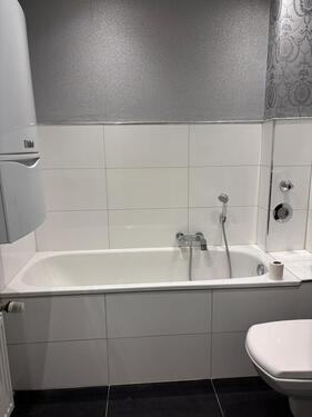 Foto - Wohnung in Düsseldorf: renoviert + kostenlose Küche + Balkon!