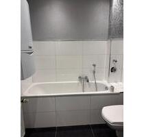 Wohnung in Düsseldorf: renoviert + kostenlose Küche + Balkon!