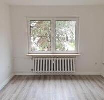 Renovierte 3-Zimmer-Wohnung im 1.Obergeschoss zu vermieten! - Duisburg Hamborn