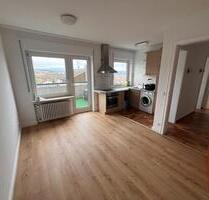 2 Zimmer Wohnung Top Lage - 850,00&nbsp;EUR Kaltmiete, ca.&nbsp; 42,00&nbsp;m&sup2; in Esslingen am Neckar (PLZ: 73733) Brühl