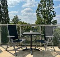 Lichtdurchflutetes 1-Raum-Apartment mit Balkon und Einbauküche - Berlin Steglitz-Zehlendorf