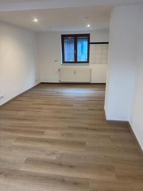 Foto - Zu vermieten Einhälte Haus 1000€ Kaltmiete