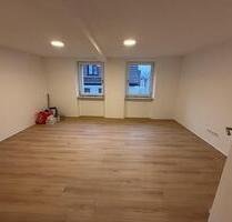 Renovierte 2-3-Zimmer-Wohnung - zentrale Altstadtlage in Gundelsheim mit EBK