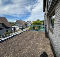 Neviges: Ruhige + zentrale 2-Zi.-Whg. mit großem Sonnenbalkon - Velbert Pöthen