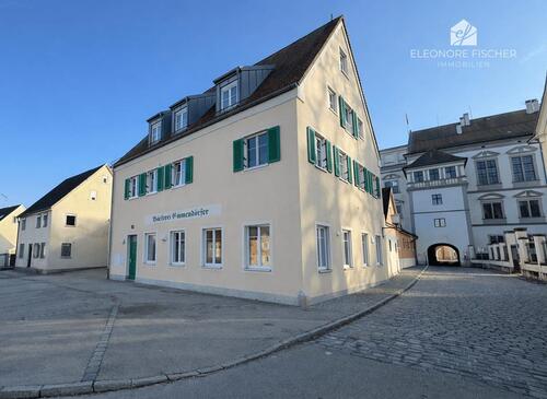 Foto - Helle, energieeffiziente 3-Zi.-Wohnung mit Terrasse in zentraler Lage von Oettingen