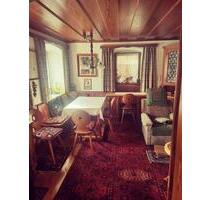 Gemütliche 2-Zimmer-Wohnung im EG – teilmöbliert in Hirschbach