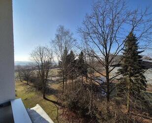 +++Ganz neu saniert - mit Aufzug - schöner Ausblick+++ - Hohenstein-Ernstthal
