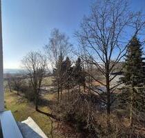 +++Ganz neu saniert - mit Aufzug - schöner Ausblick+++ - Hohenstein-Ernstthal