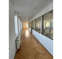 Repräsentative Büroflächen klimatisiert 300qm. Mit Parkplatz - Frankenberg (Sachsen)