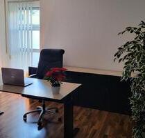 Ein Büroraum für jemandem, der Rühe braucht - München Schwabing-Freimann