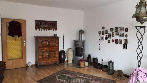 Foto - Von Privat: 4,5 Zimmer Altbau-Wohnung in attraktiver Lage